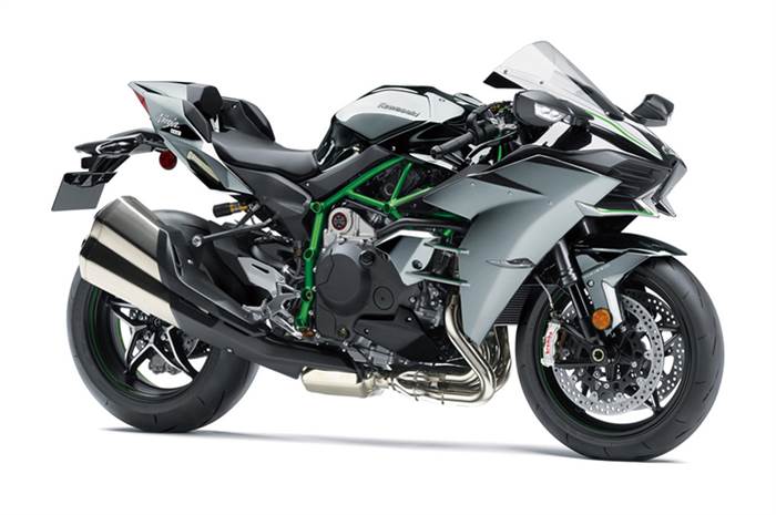 Upcoming 2019 Kawasaki Ninja H2 to get a 231hp engine